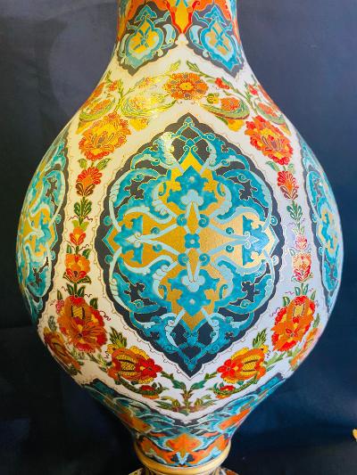 1988 Elle Suslene, Dese Turkish Vases (pair)